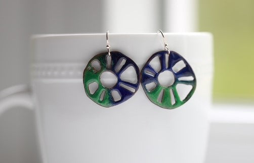 Beach vibe earrings